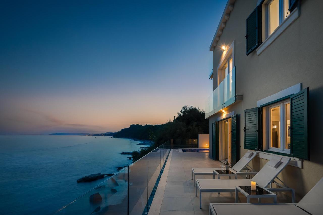 Epetium Beach Villa Split Exterior foto